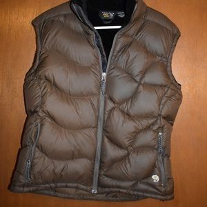 Mountain Hardwear Women's M Brown Down Puffer Vest